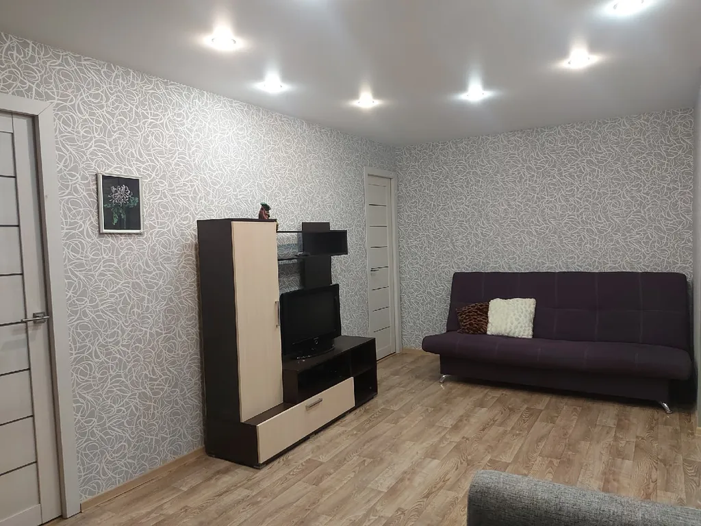 2-х комн. Квартира на 2 этаже теплого дома вблизи горнолыжного склона