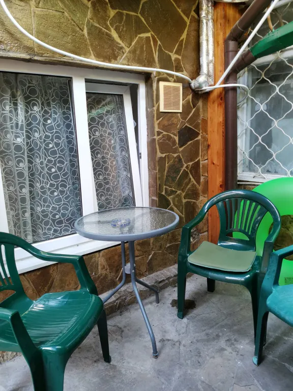 Квартира в частном доме недалеко от моря