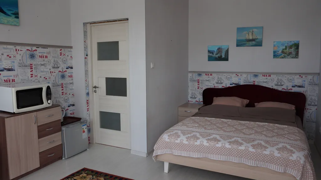 Третий этаж коттеджа - две комнаты с собственным душем