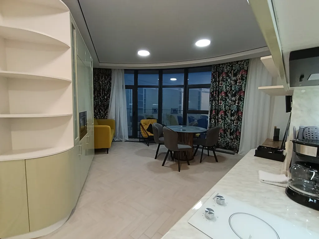 Апартаменты со спальней, лучший вид на море с 16 этажа