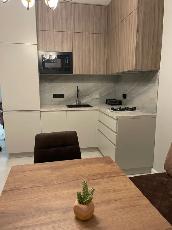 Новый апартамент с видом на казино и горы