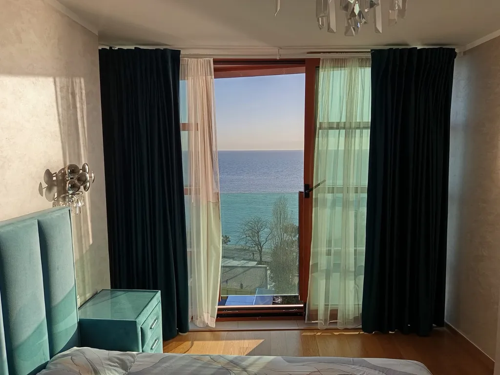 Апартаменты с видом на море в ЖК "Золотая Бухта", Анапа