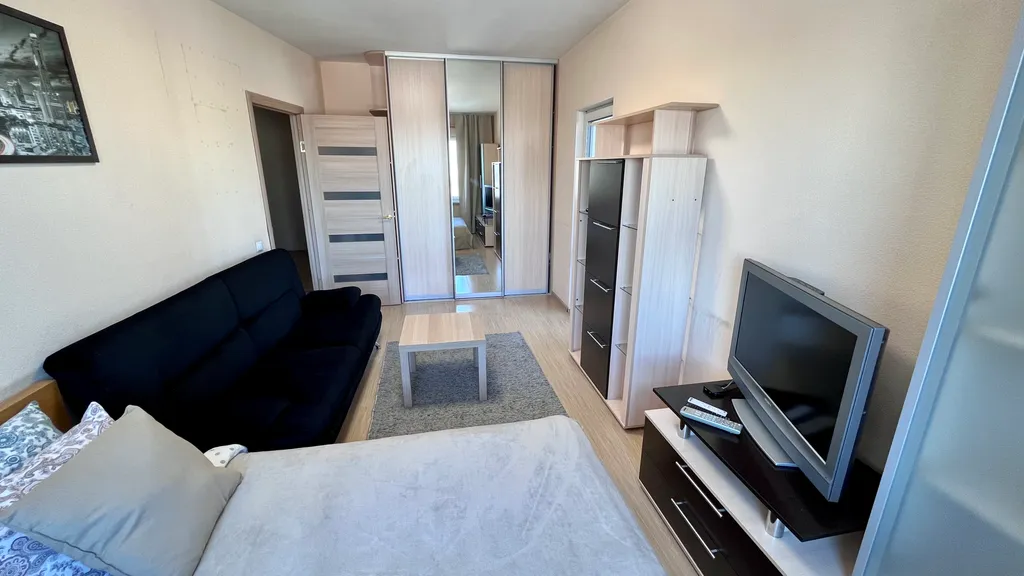 Квартира в центре у реки с панорамной лоджией