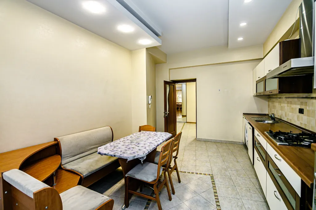 3-комнатная Квартира