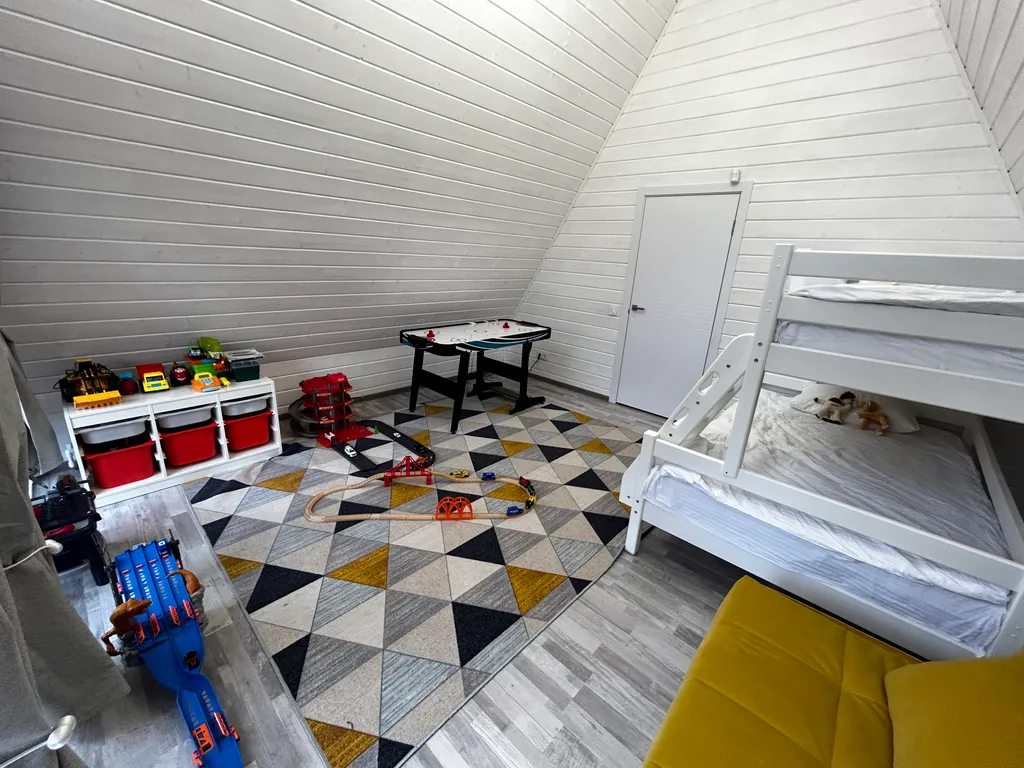 Дом с чаном и баней возле горнолыжки Сорочаны