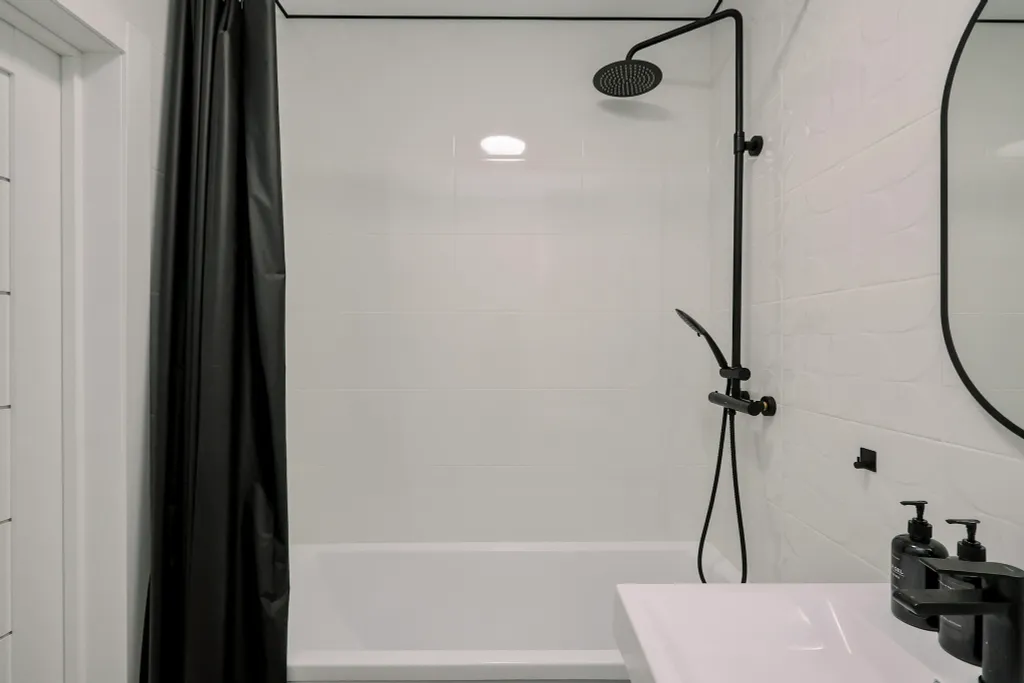 Великолепная студия, совмещенная с лоджией, для двоих гостей