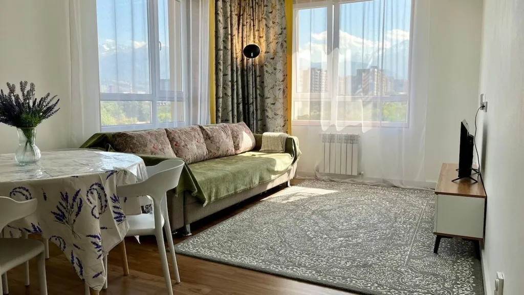 Уютная квартира с лучшим видом на горы — аренда посуточно в Алматы