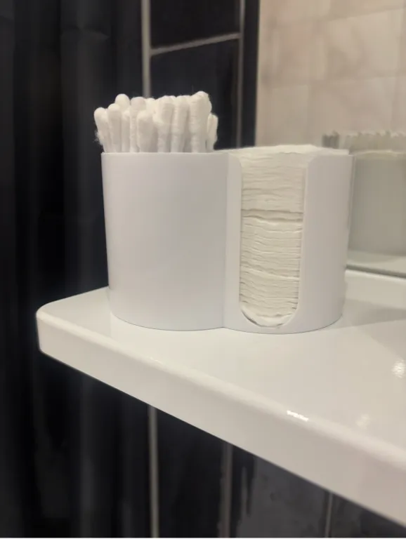 Светлая стильная студия в новом доме