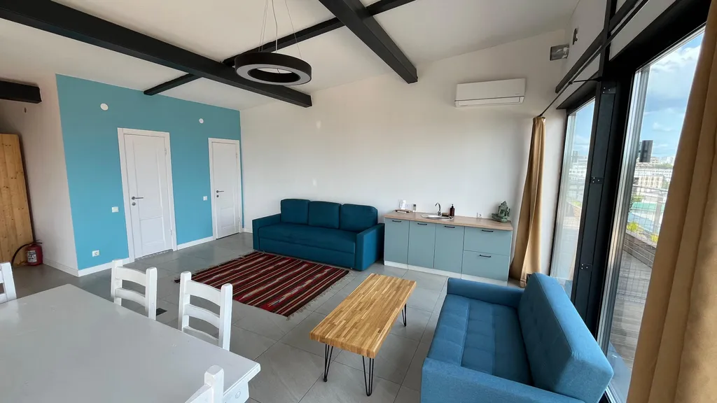 Двухэтажный пентхаус в самом центре