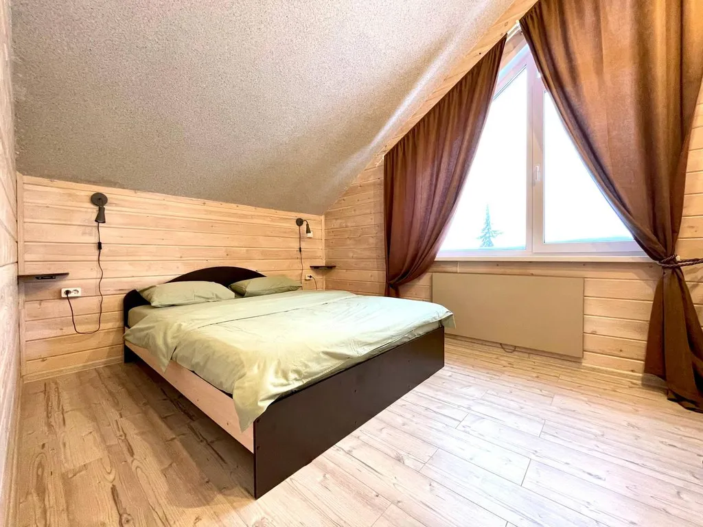 6-комнатный Дом