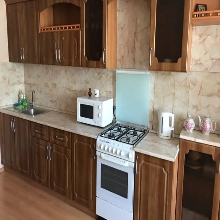 Уютная квартира в южной части города, рядом Набережная, парки