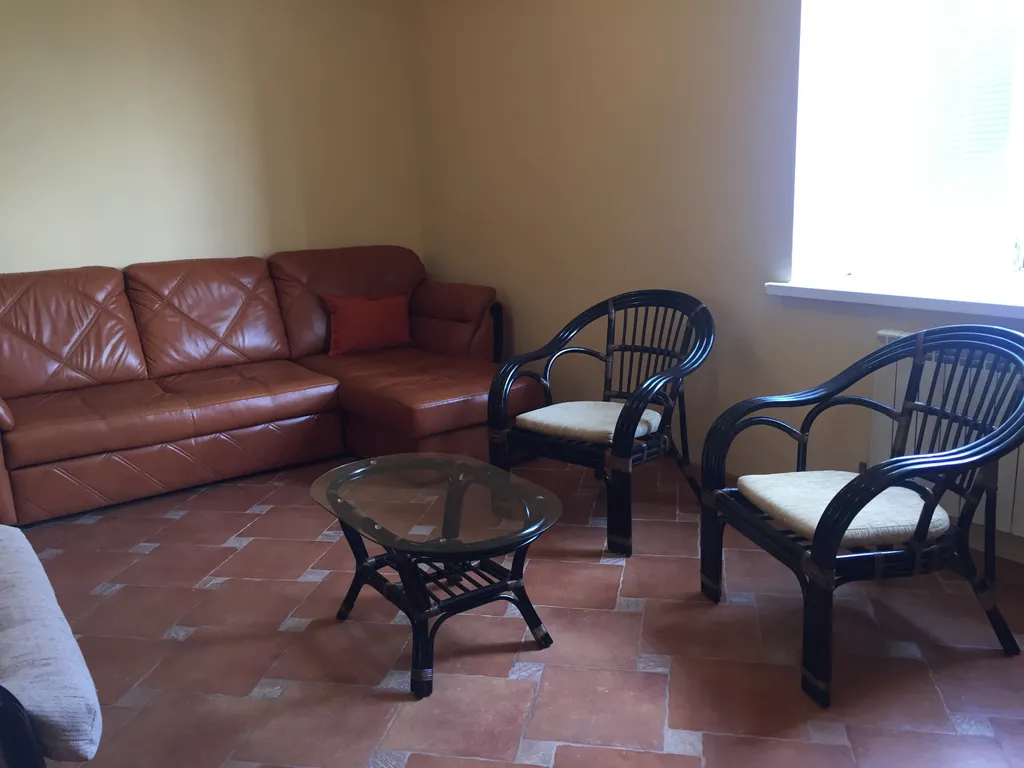 Благоустроенный уютный дом на берегу моря