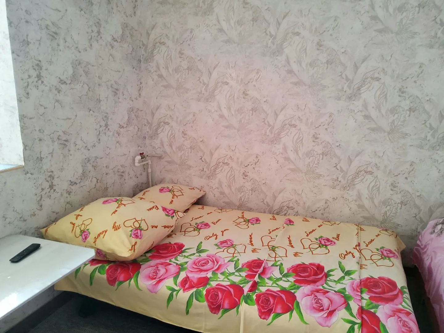 Второе двуспальное место для сна, диван раздвинут