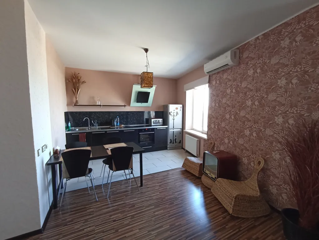 Cтудия 54 кв м . Панорама на Мещеру, парковка , метро