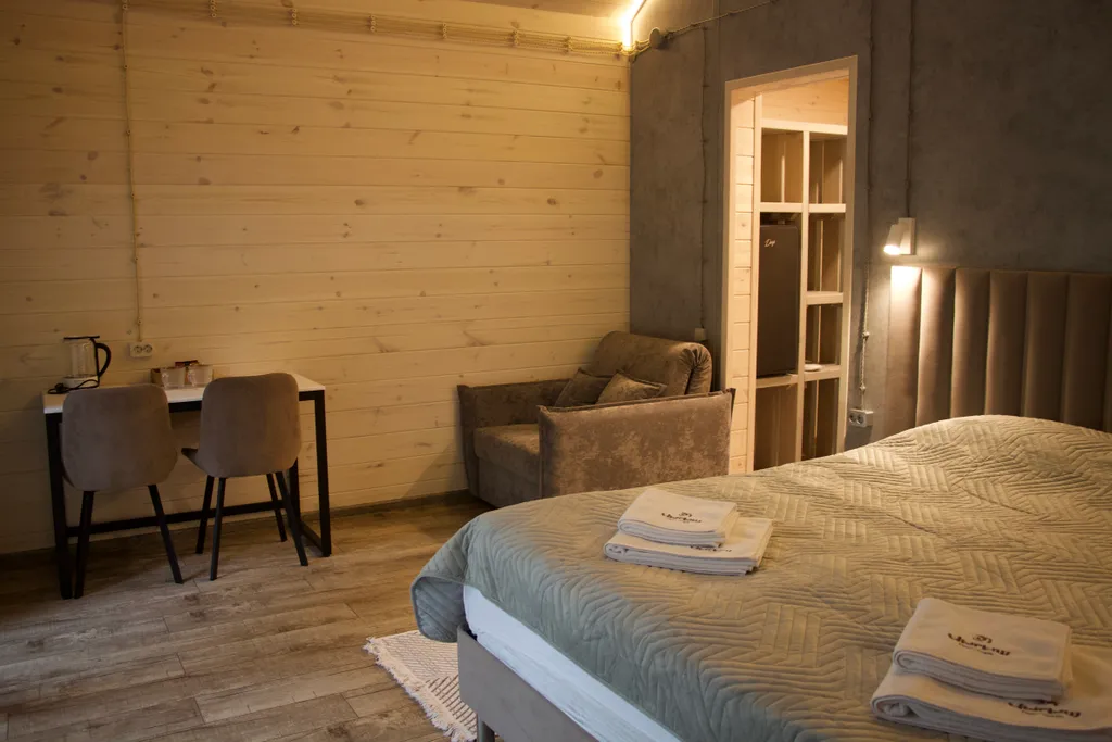 Двухместный летний дом, Однокомнатный Шале в лесу