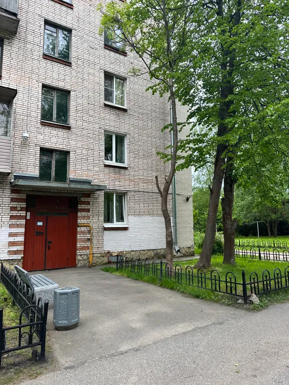 Тихое место недалеко от залива