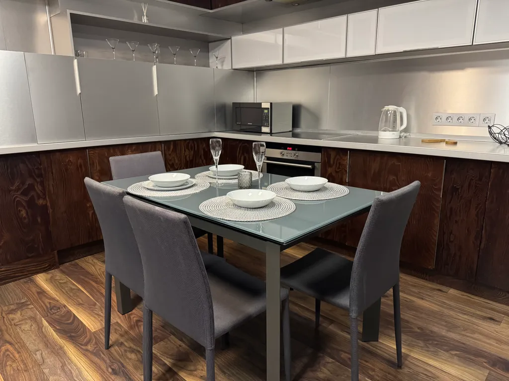 Уютная, современная квартира в историческом центре города