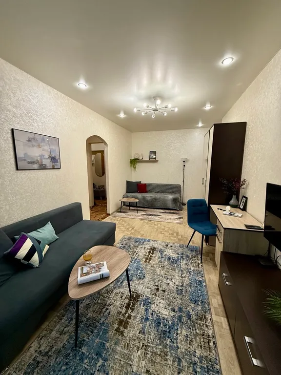 Вместительная 3-х комнатная квартира в центре гоpода