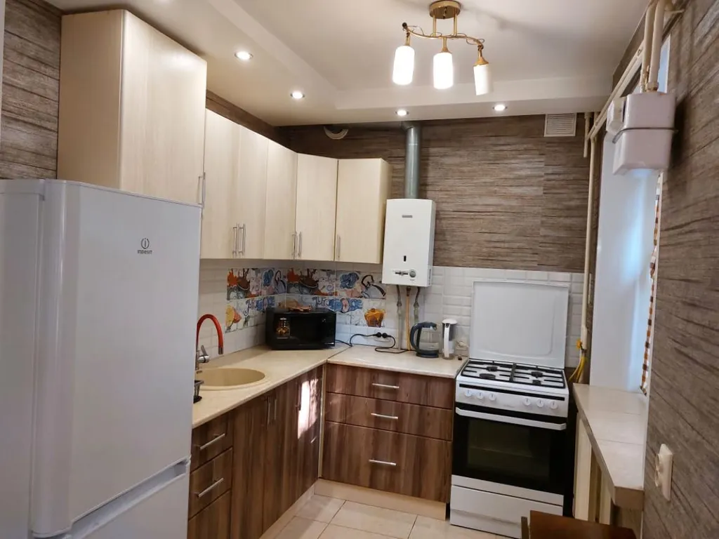 Квартира Квартира в тихом дворе, возле Привоза — Симферополь