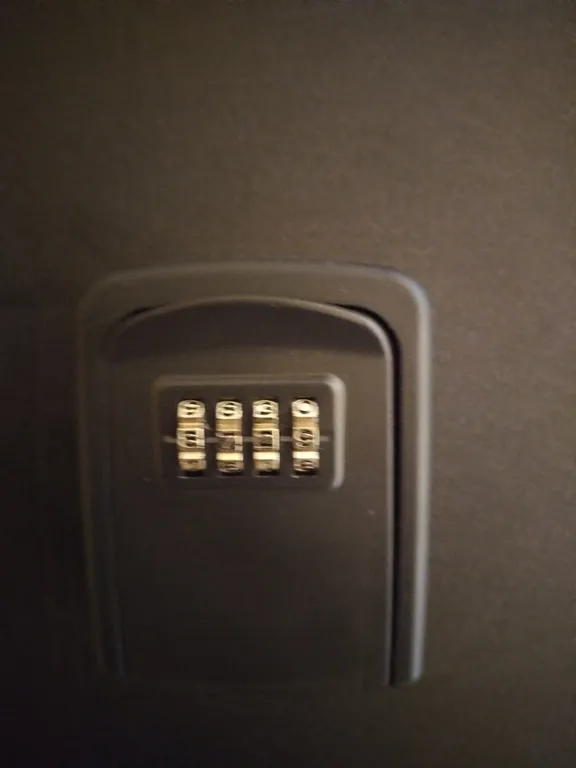 Уютная однушка в районе кировской больницы, от центра 10 минут