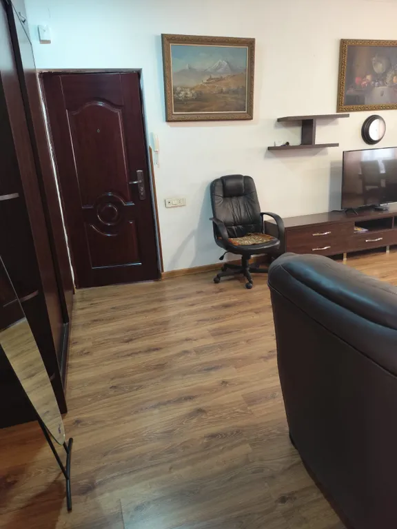 Уютная трехкомнатная квартира в центре Еревана