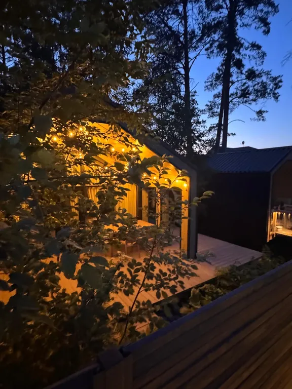 Большой зеленый дом до 6 чел с баней