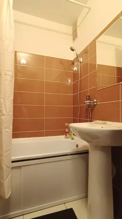 Просторная 1- комн. квартира рядом с ТРЦ Июнь