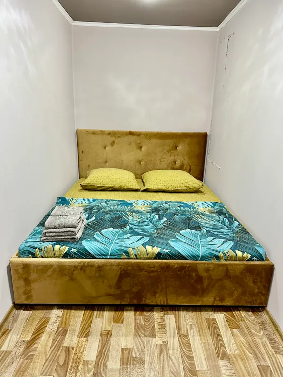 КМВ Дом напротив цветника и питьевых источников