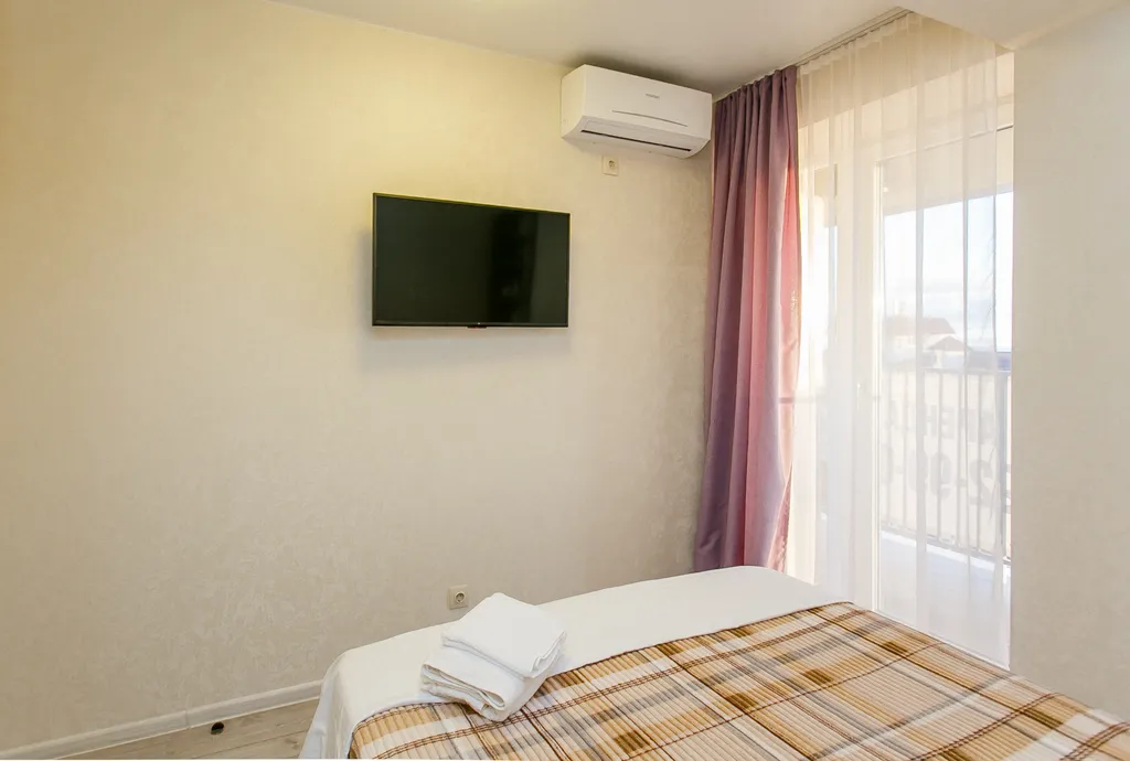 Просторный апартамент с балконами видом на море