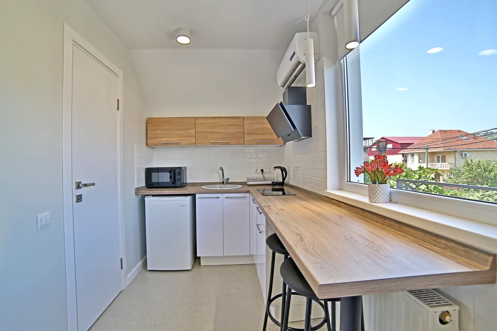 Студия с балконом