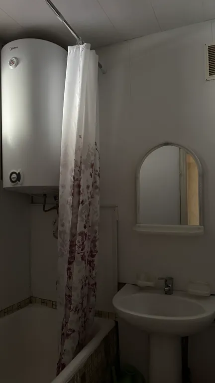 Квартира 2-комнатная Квартира — Гагра