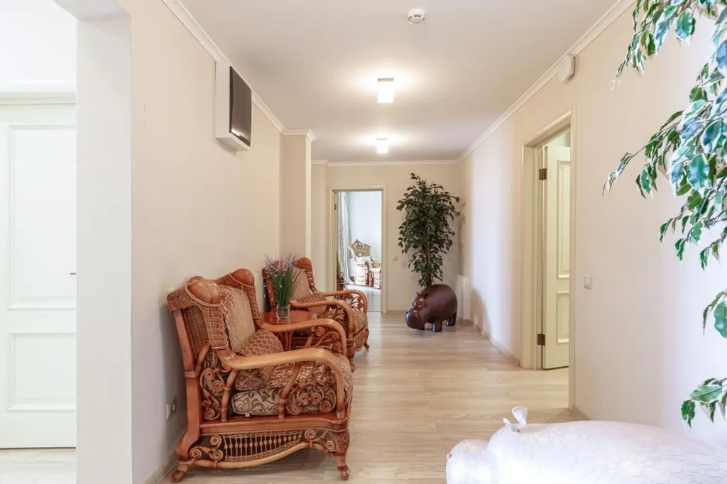 4-комнатная Квартира