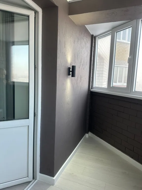 Современная квартира у вокзала с кондиционером