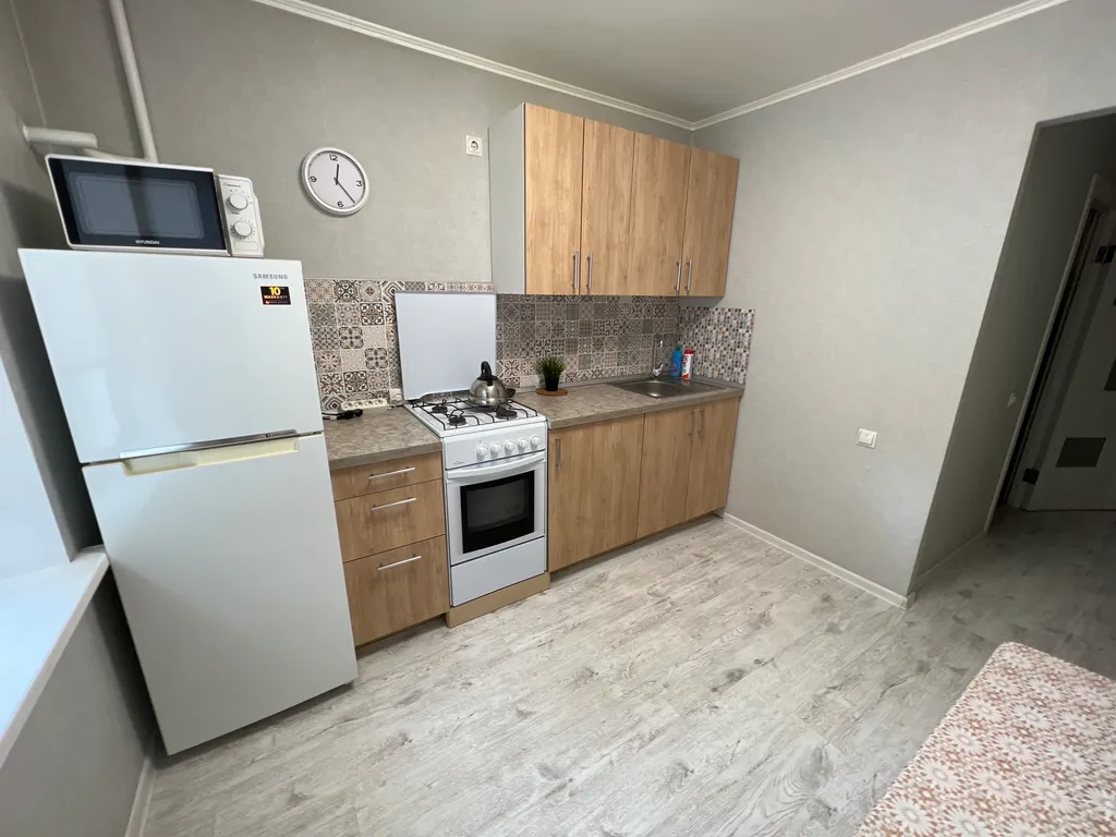 Квартира Уютная, чистая квартира на левом берегу — Омск