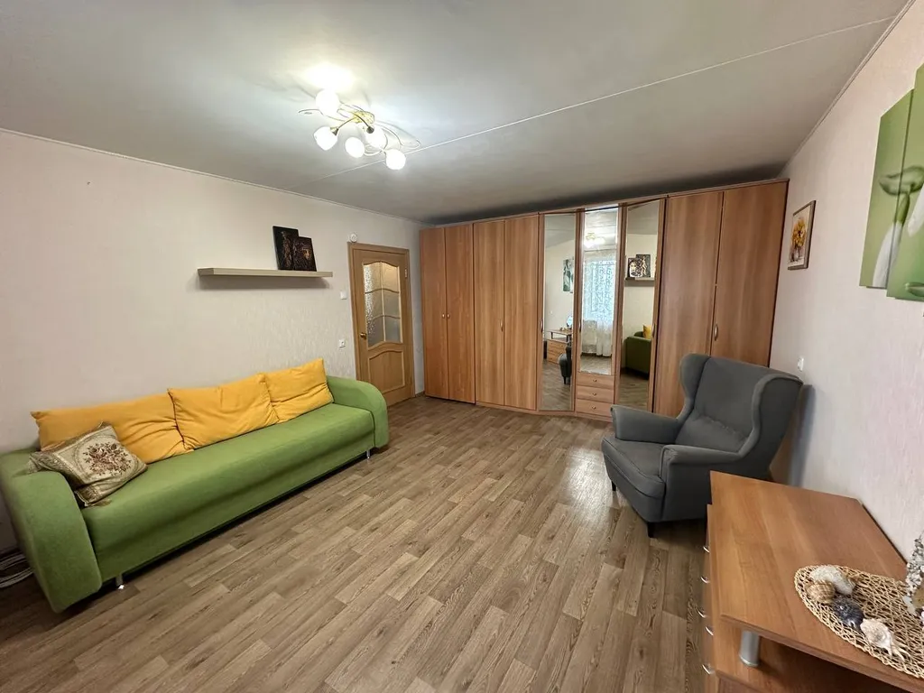 Квартира Уютная двухкомнатная квартира в тихом районе — Екатеринбург