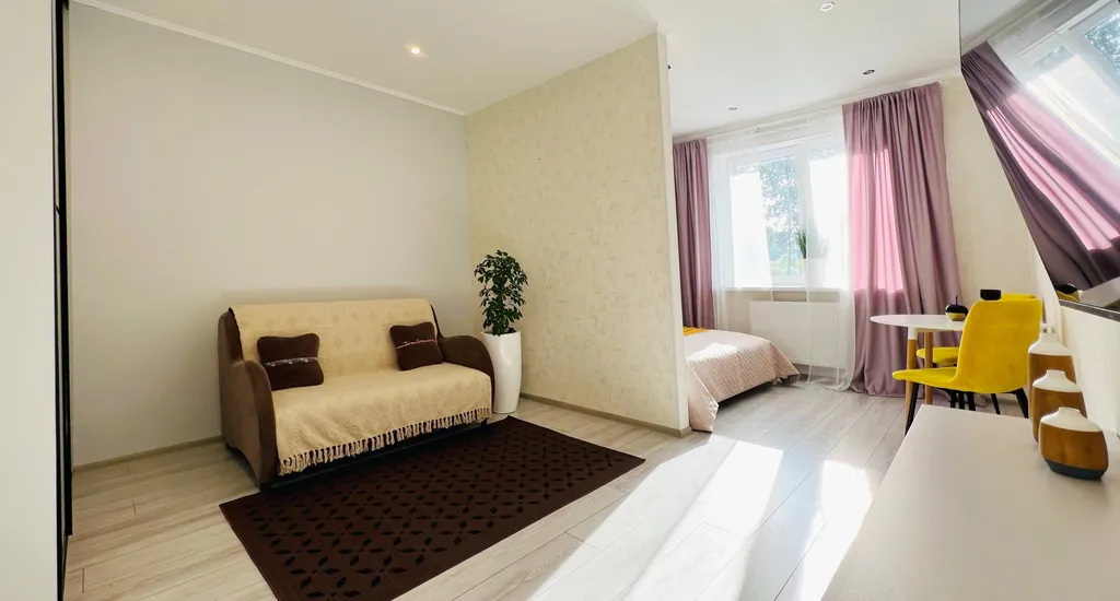 Просторная, ухоженная квартира недалеко от моря