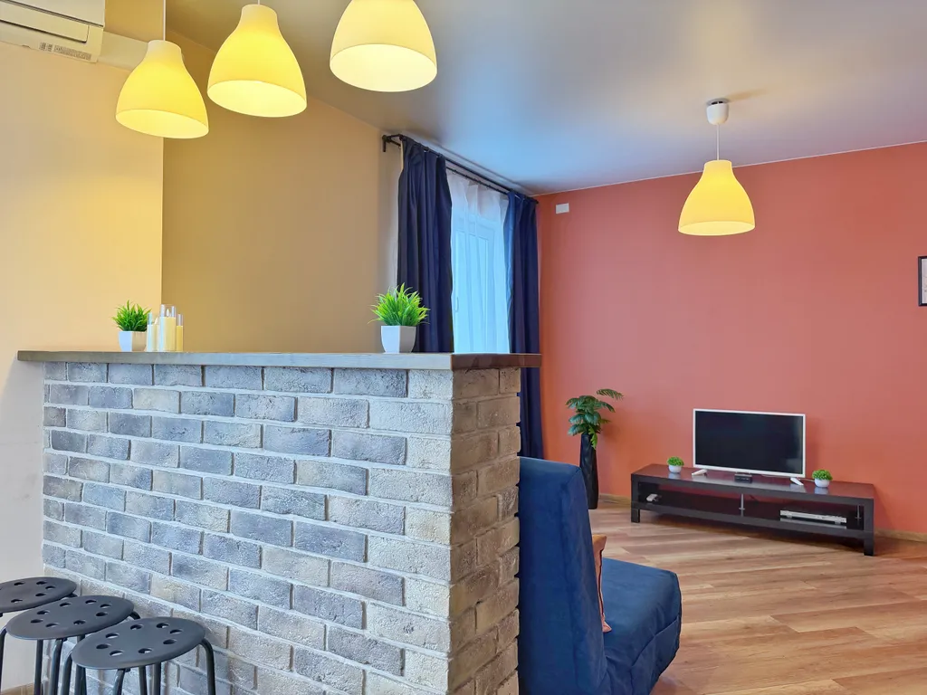 Стильная 3-к квартира в центре в ЖК Эдельвейс с панорамным видом