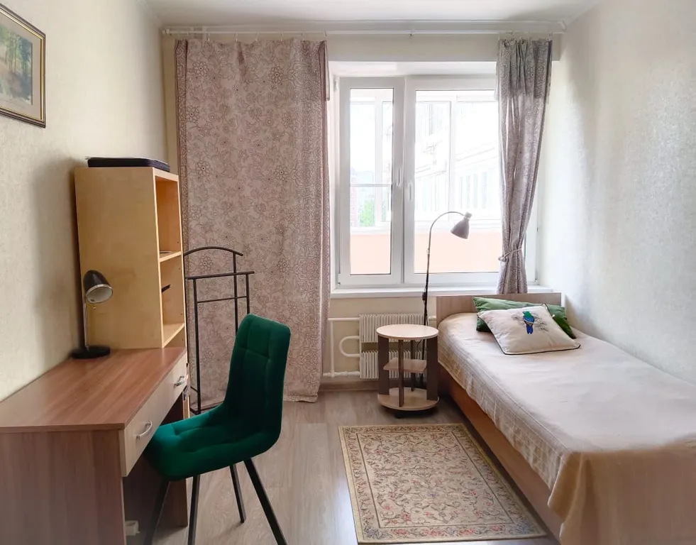 Квартира Уютная комната в квартире в 5 минутах пешком от метро — аренда посуточно в Москва