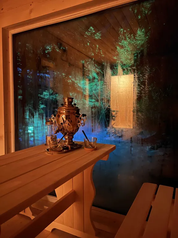 Коттедж Дом с панорамными окнами в лесу — Ломоносов