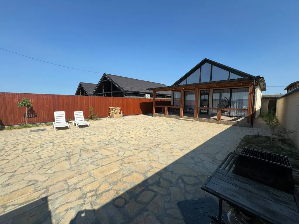 Дом коттедж на берегу Каспийского моря