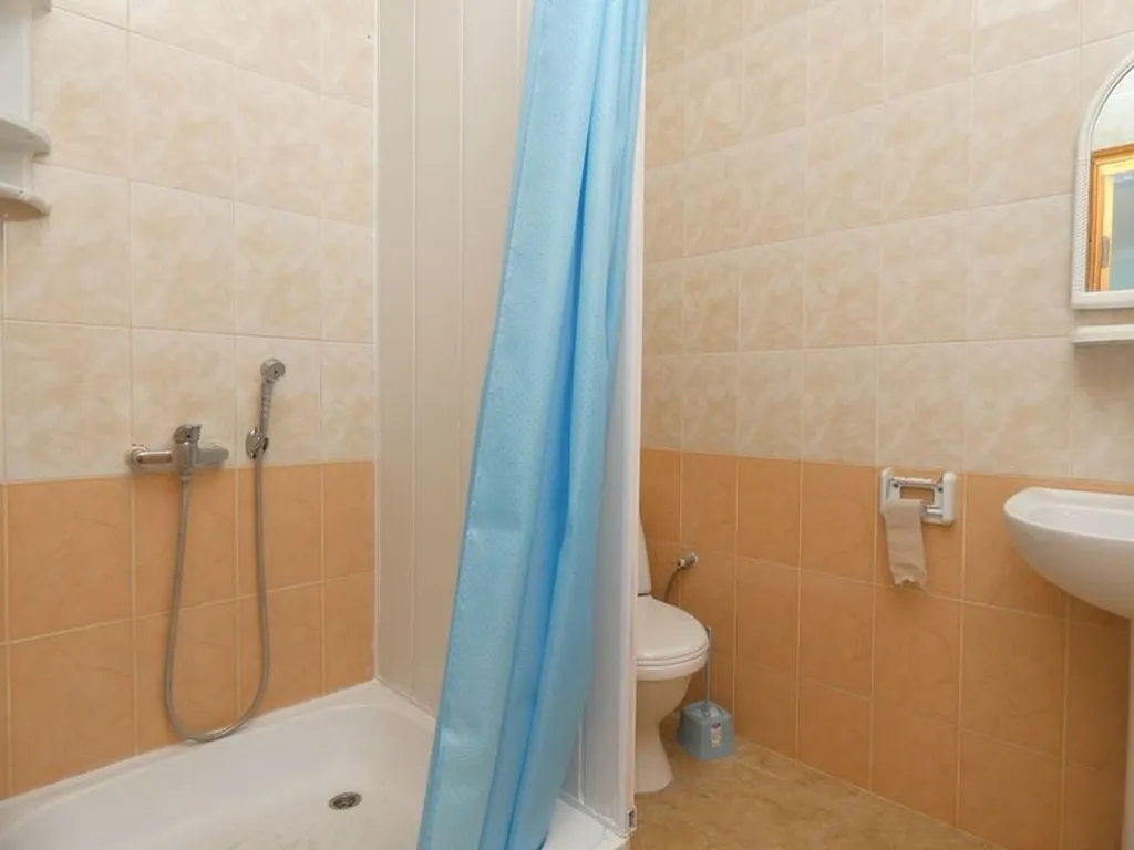 Уютная квартира с видом на море и посёлок