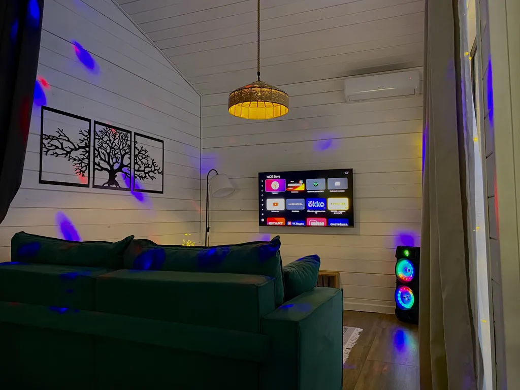 Эко-дом с панорамными окнами #1