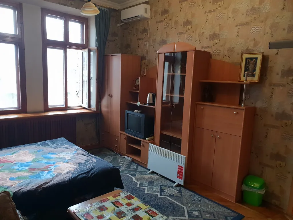 Квартиры, апартаменты на Пантелеймоновская улица, 7