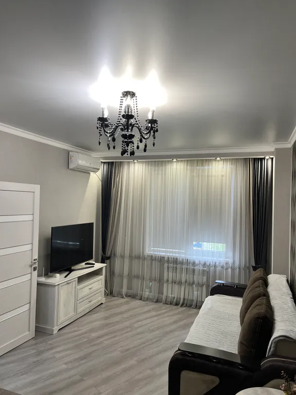 Квартира с балконом на центральной улице города