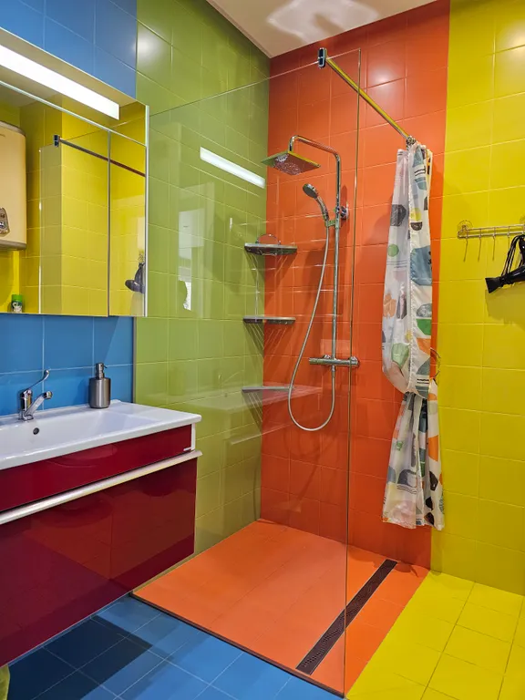 Апартаменты Радуга в центре, рядом два больших торговых центра