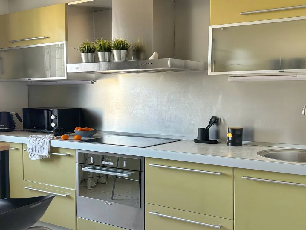 Aутeнтичная 2-комнатная квартира рядом с заводом ЧТПЗ