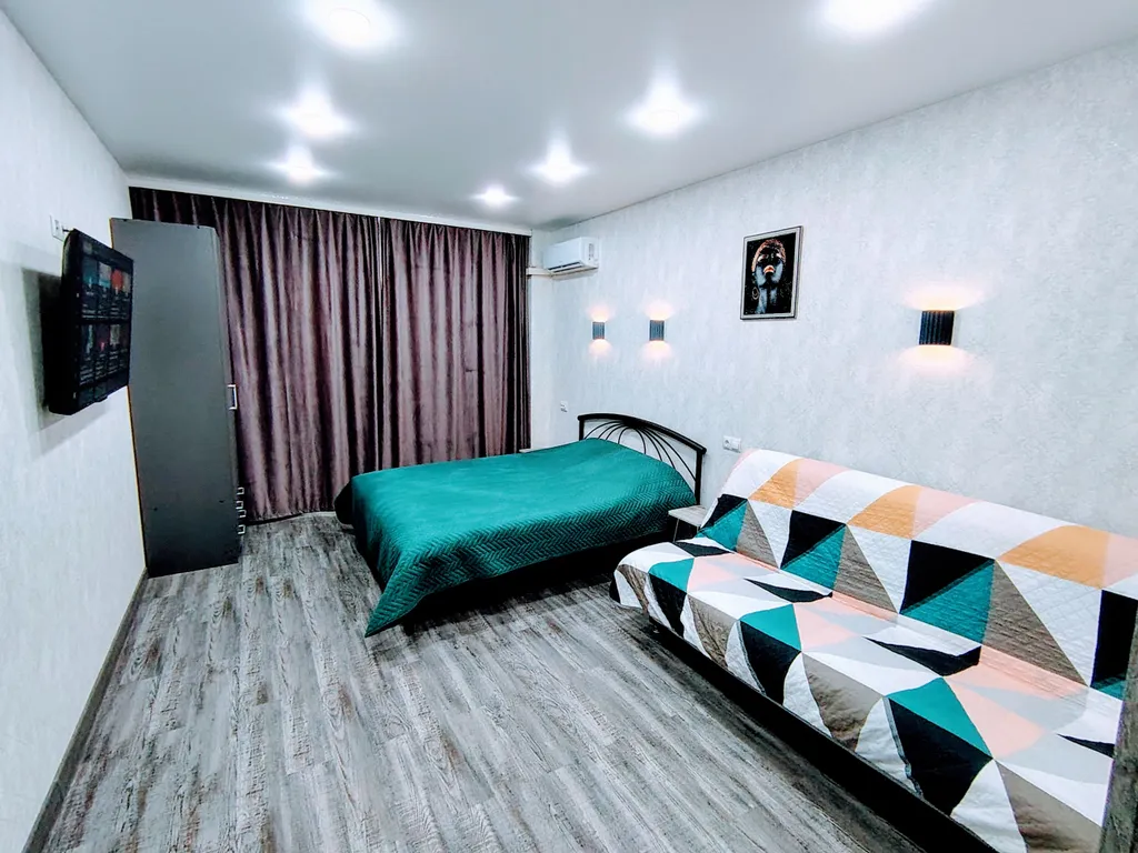 Однокомнатная квартира люкс с кондиционером и бойлером в центре