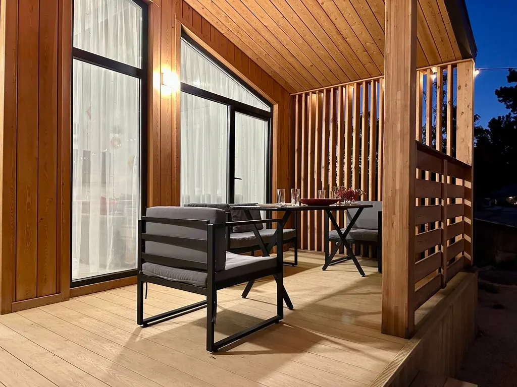 Новый дом 15 минут от центра