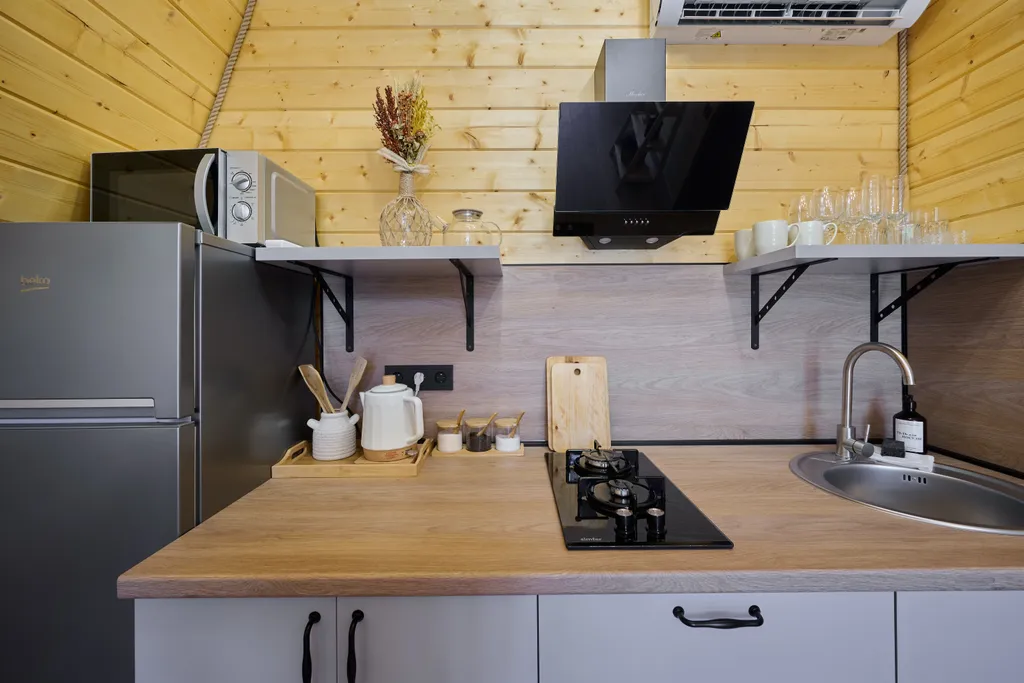 Коттедж Коттедж Уютное шале с 1 спальней + гостиная с кухней и ванной комнатой — Мезмай