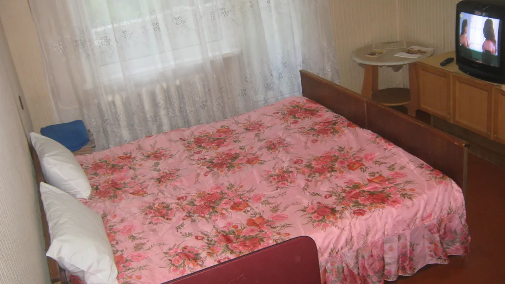 Квартира Хорошая, в паре остановок от ЖД-вокзала Томск 2 — аренда посуточно в Томск